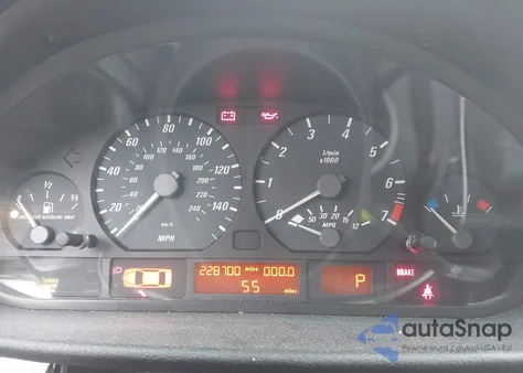 2004 BMW 325Ci z USA, uszkodzony, nr VIN WBABD33444PL03872